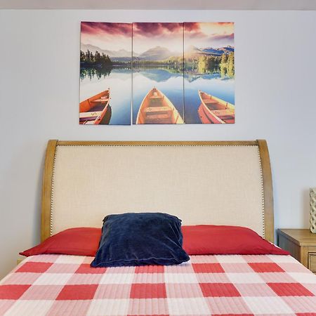 Zen Den - Pocono Lakefront With Hot Tub ! Pocono Summit Ngoại thất bức ảnh